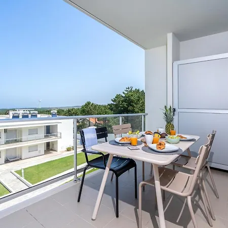 Appartamento Private Condominium, Pool, Tennis & Sea View By Silver Prop Nazaré