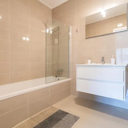 Private Condominium, Pool, Tennis & Sea View By Silver Prop Apartman Nazaré