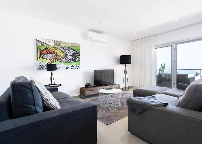 Private Condominium, Pool, Tennis & Sea View By Silver Prop Назаре